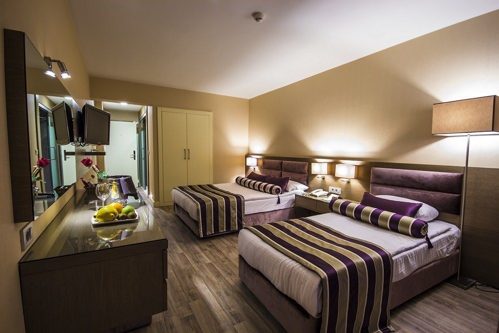The New Hotel Zeybek Измир Экстерьер фото